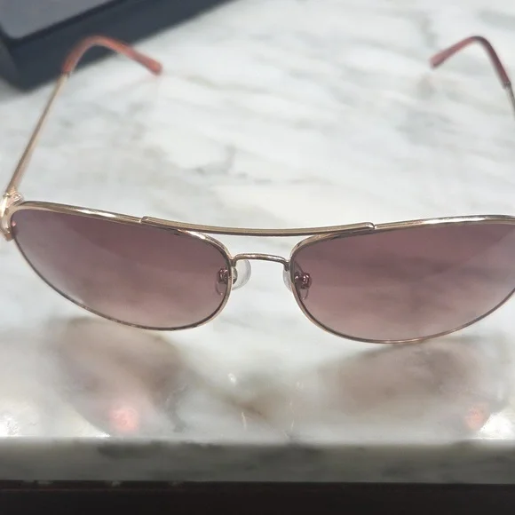 Warby Parker Brown And Gold Rim Sunglasses With Case In Good Condition! - Picture 2 of 9